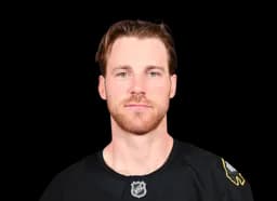 Elias Lindholm