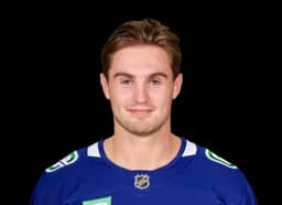 Nils Hoglander